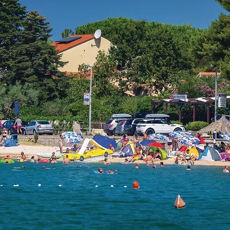 Pet Friendly In Sveti Petar Na Moru Apartment
