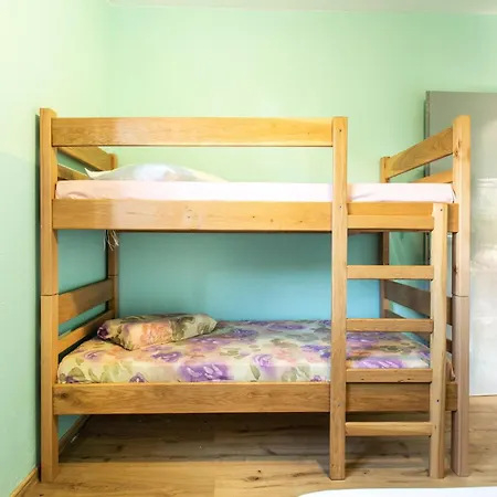 Apartmán 1 Bedroom Cozy In Na Moru *
